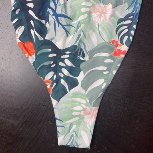 ToLuca Venus Midi Ambrosia Tropical Hawaiian One Piece Swim Bathing Suit Small - Picture 6 of 10